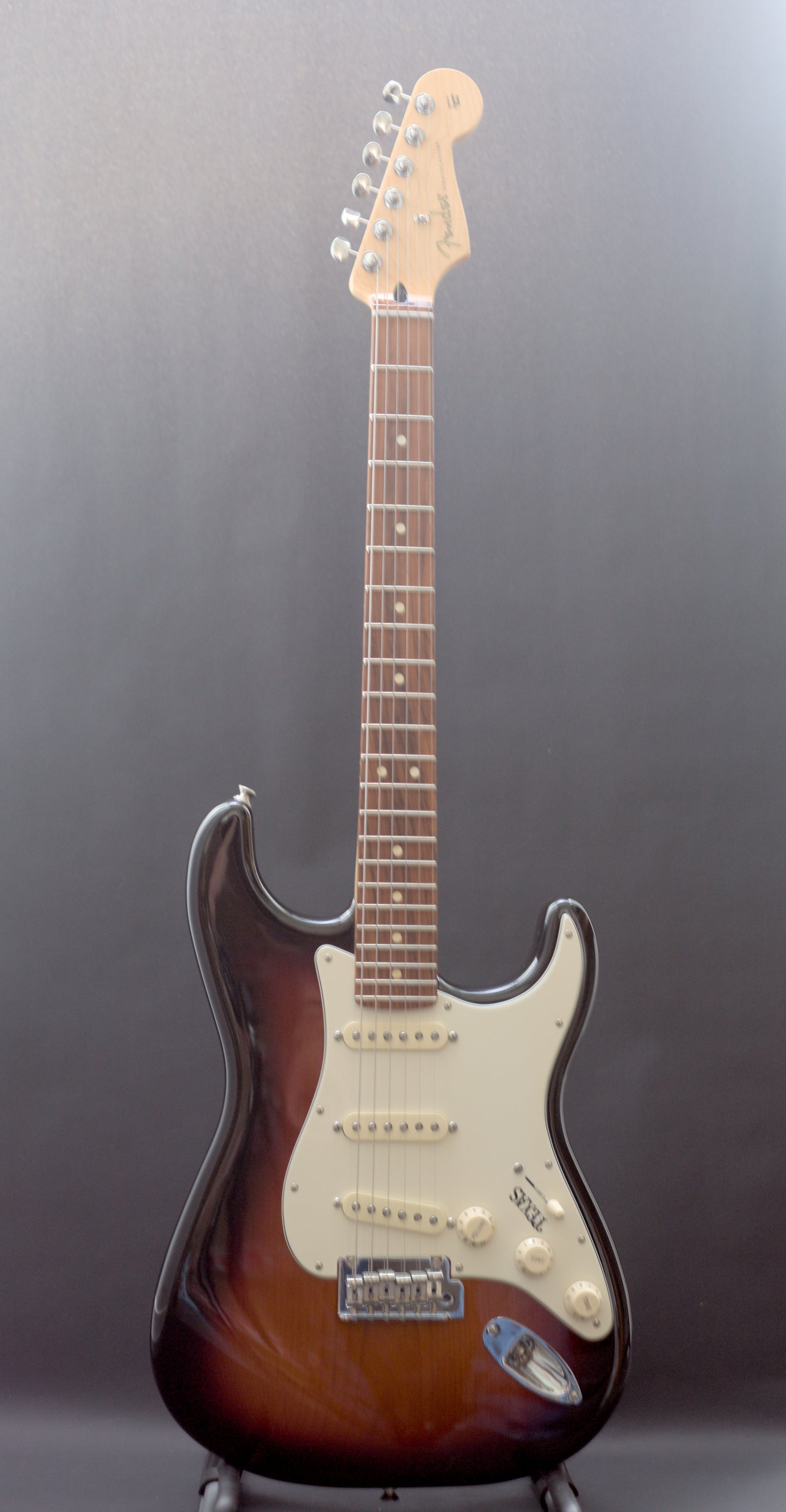 Fender Player Stratocaster, Texas Special pickups, 3 Tone Sunburst w/ hard case