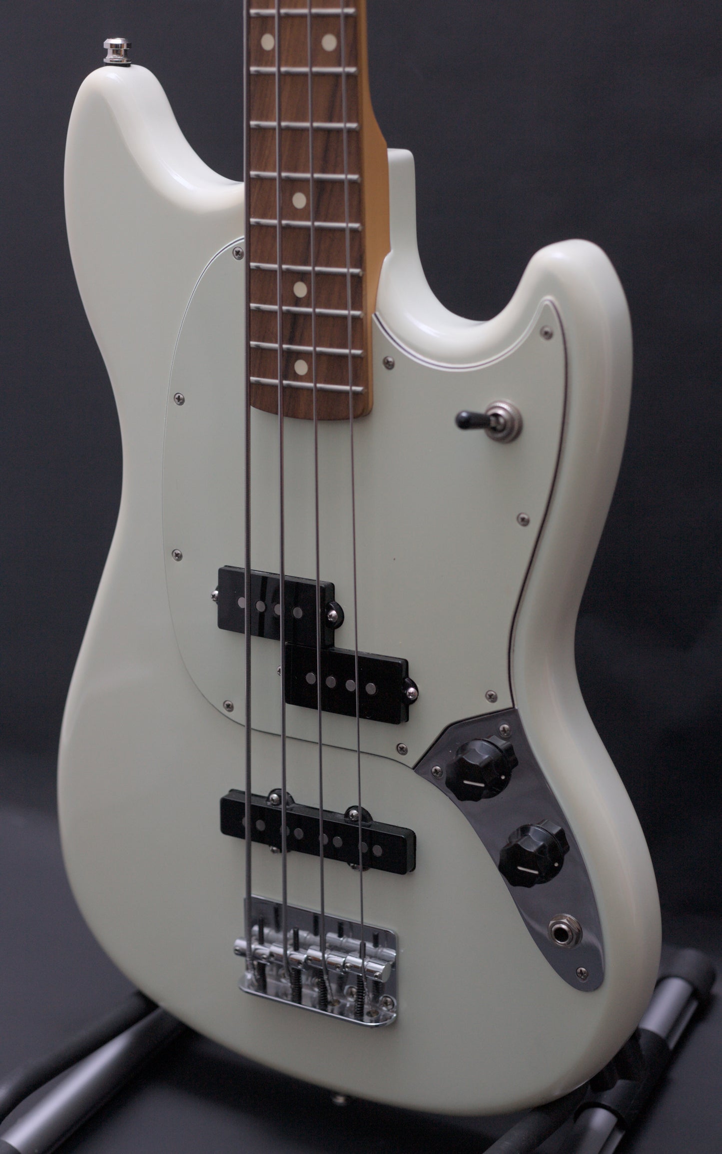 Fender Offset Series Mustang Bass PJ - Sonic Blue w/ La Bella Flatwounds