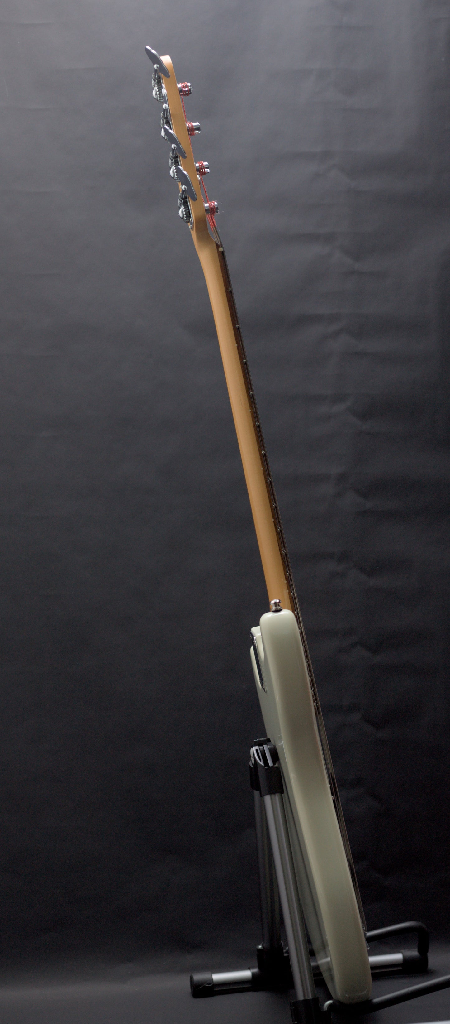 Fender Offset Series Mustang Bass PJ - Sonic Blue w/ La Bella Flatwounds