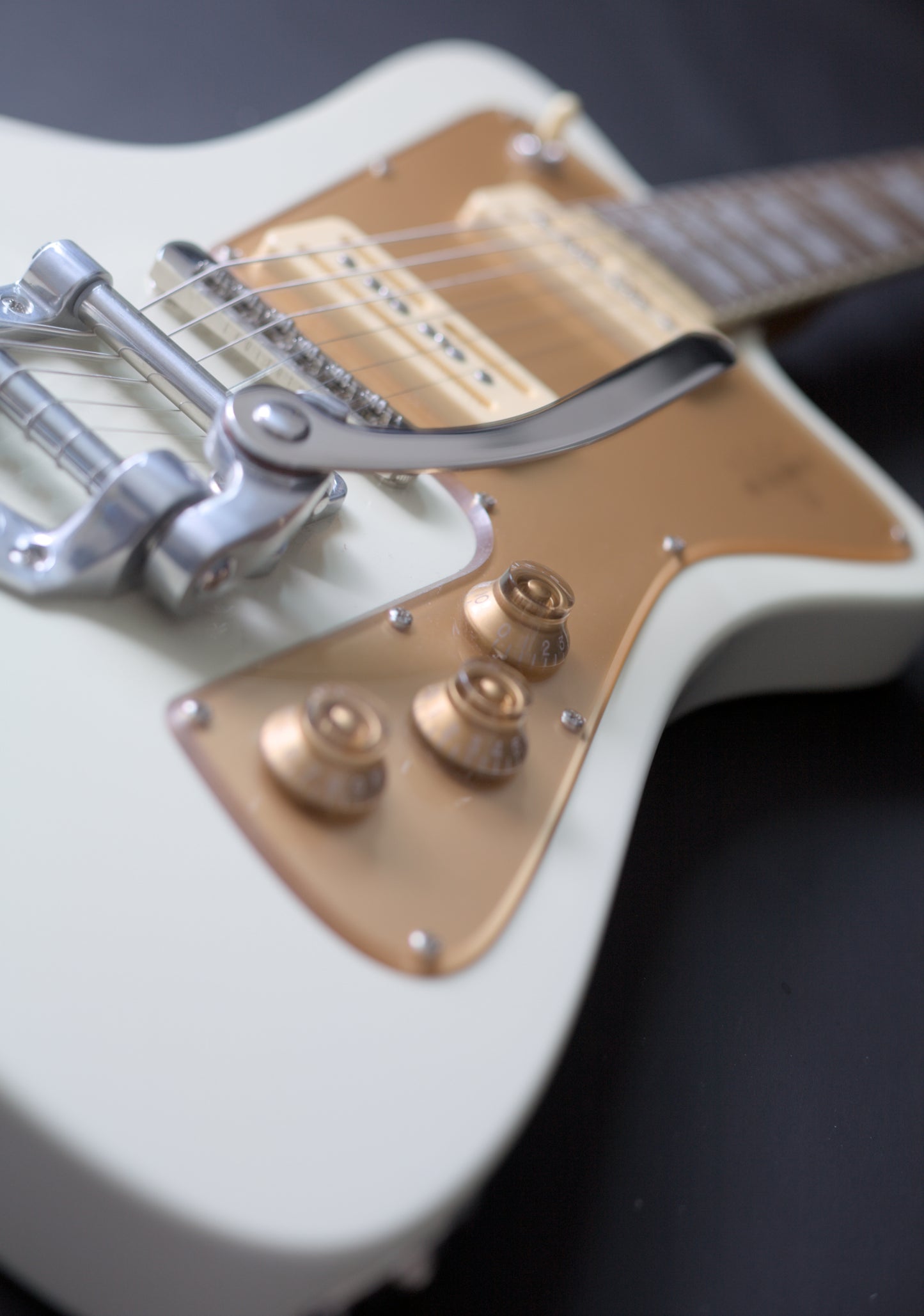 Baum Wingman Original Series with Bigsby 2022 - Vintage White