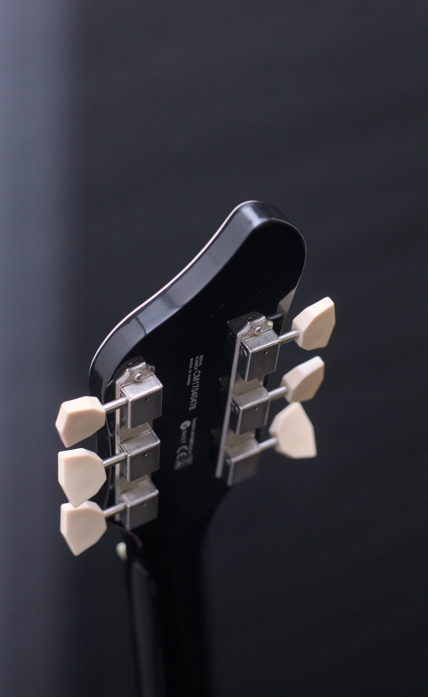 Supro Americana Series Belmont 1572 Vibrato  - Poppy Red with original 1960s case