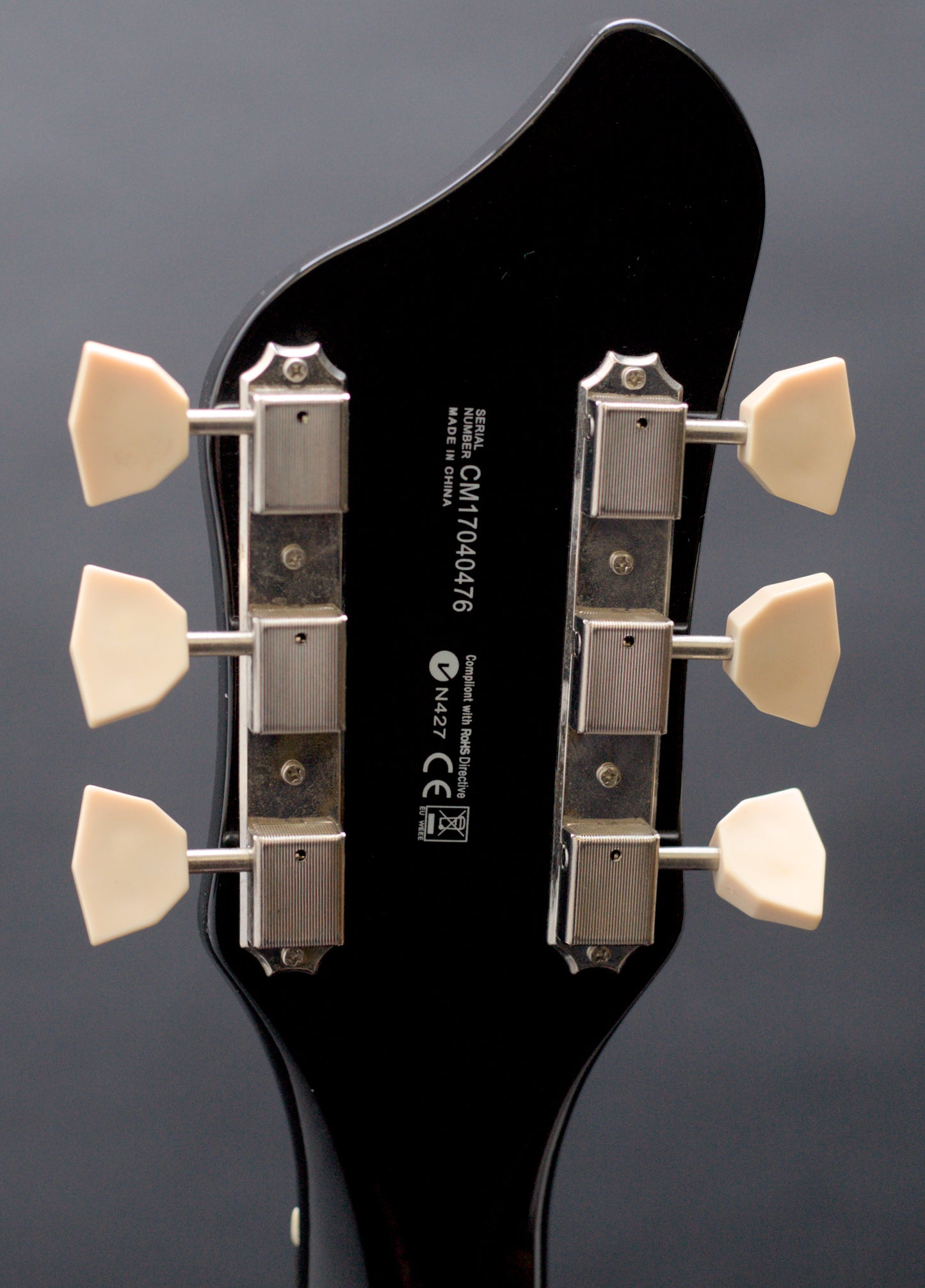 Supro Americana Series Belmont 1572 Vibrato  - Poppy Red with original 1960s case