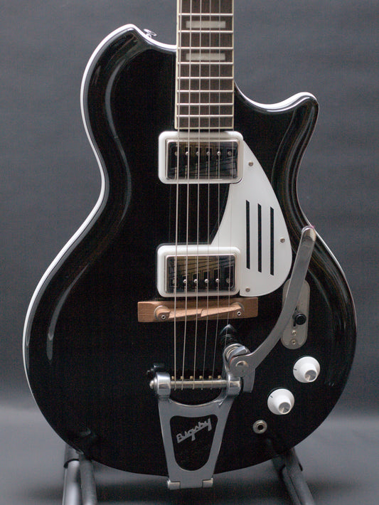 Supro Americana Series Black Holiday 1575JB with Bigsby - Jet Black