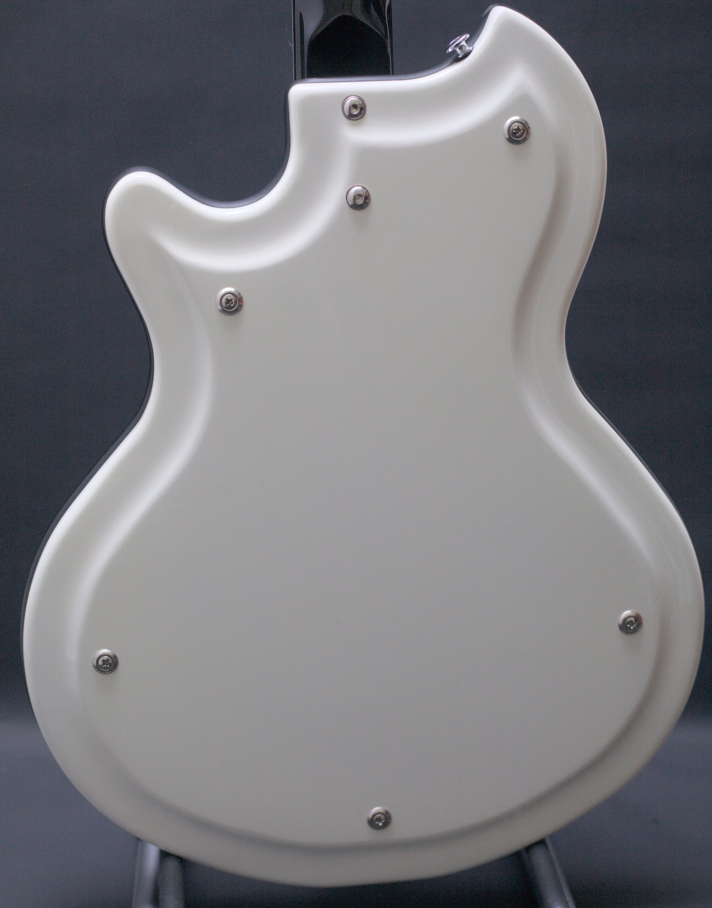 Supro Americana Series Martinique Deluxe 1593 Vibrato - Ermine White