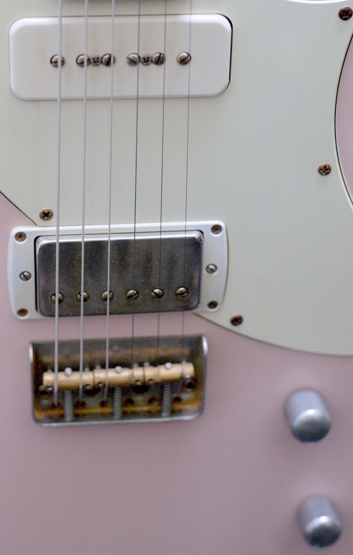 Seth Baccus Shoreline JM H90, Roasted Flame Maple Neck, Aged Nitro Shell Pink