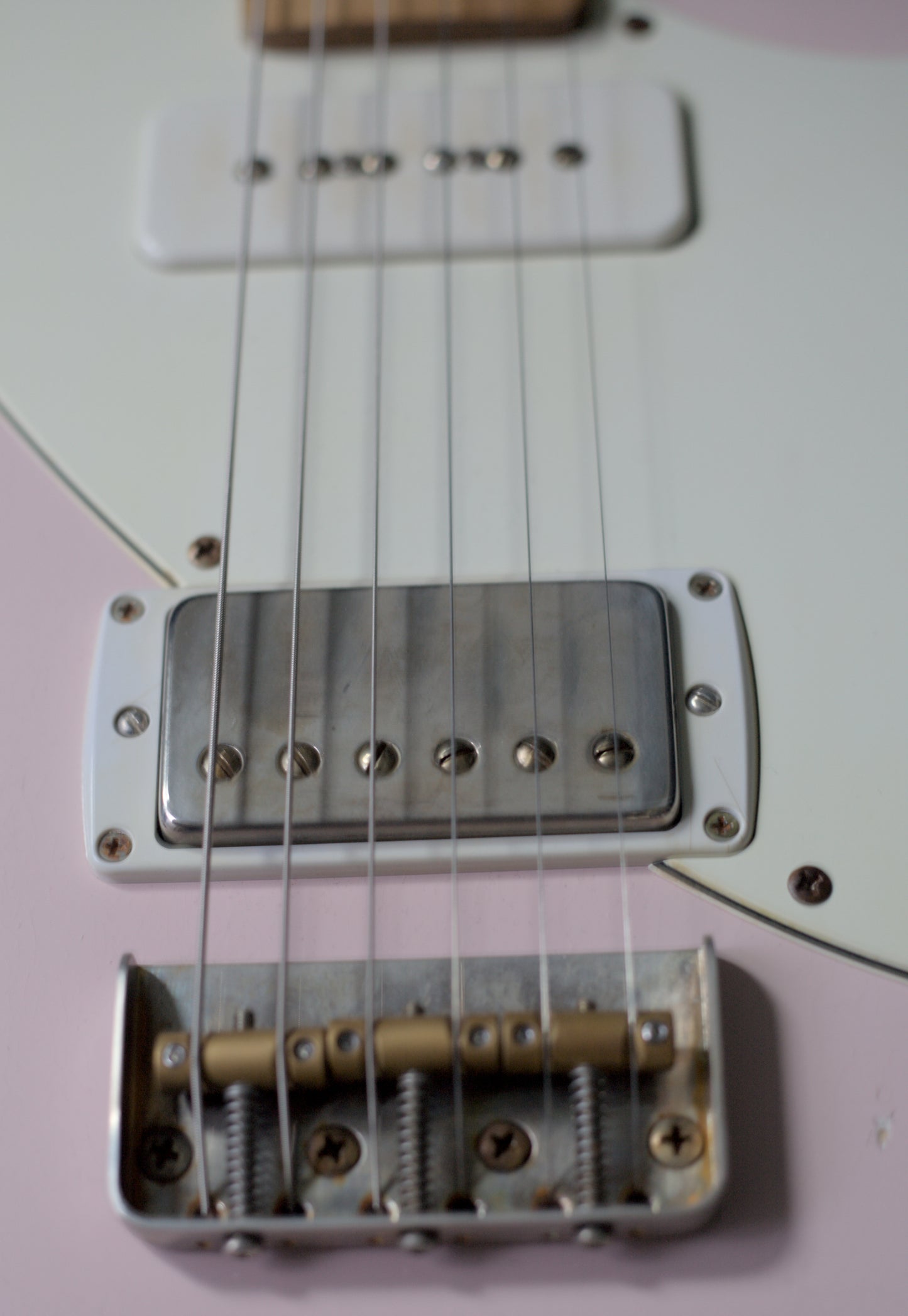 Seth Baccus Shoreline JM H90, Roasted Flame Maple Neck, Aged Nitro Shell Pink