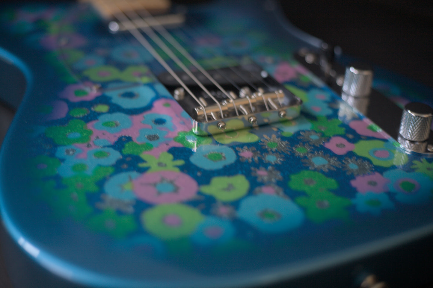 Fender TL-69 Blue Flowers Telecaster 2014, Made In Japan in hard case