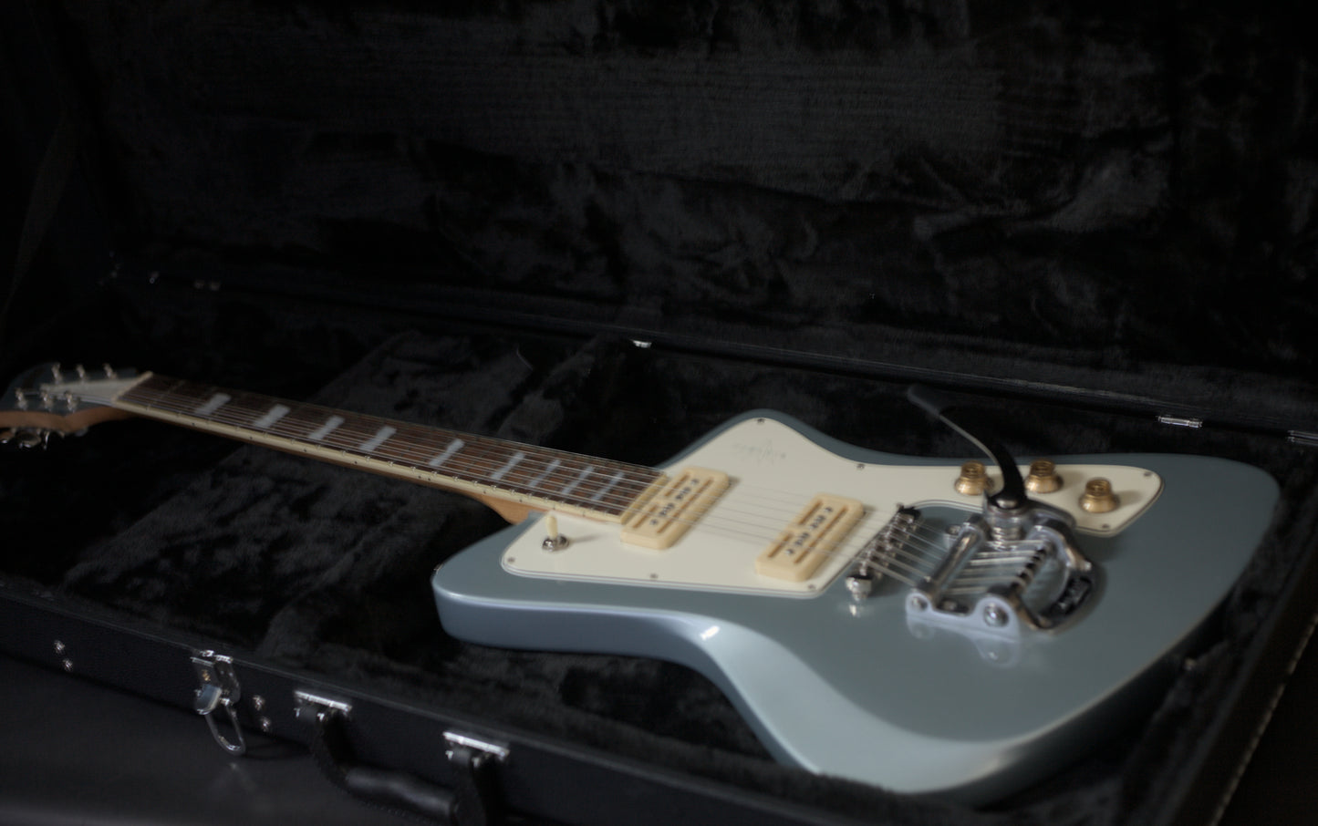 Baum Original Series Wingman w. Bigsby; Ocean Mist - First Batch Serial no. 112