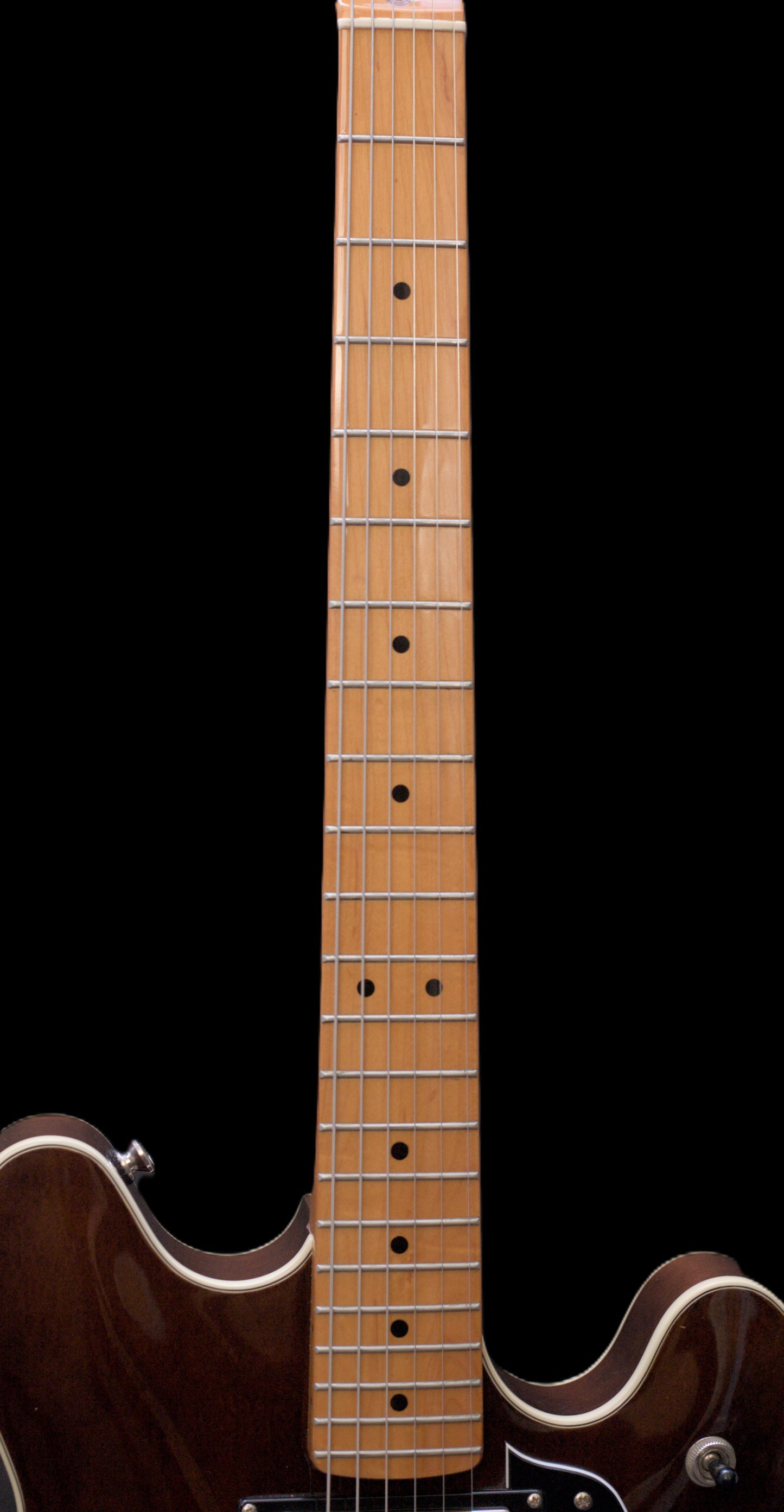 Squier Classic Vibe Starcaster - Walnut