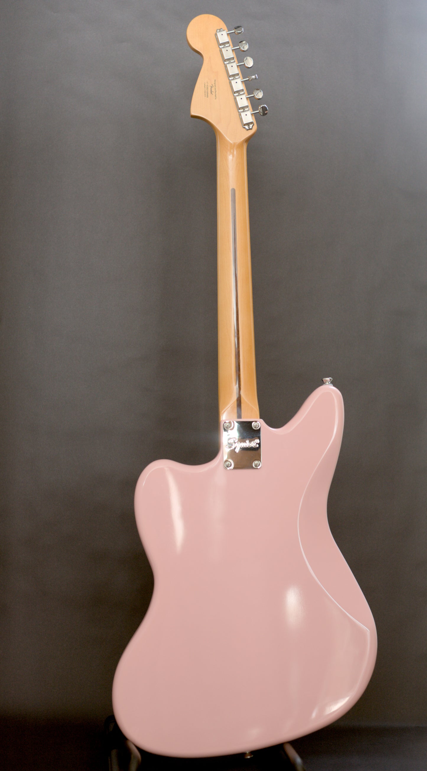 Squier FSR Classic Vibe '60s Jaguar, Shell Pink w/ matching headstock, Mint Condition, w/ Fender Gig Bag