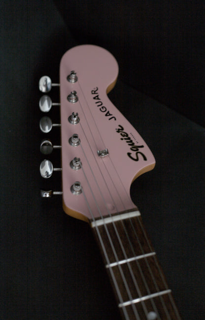 Squier FSR Classic Vibe '60s Jaguar, Shell Pink w/ matching headstock, Mint Condition, w/ Fender Gig Bag