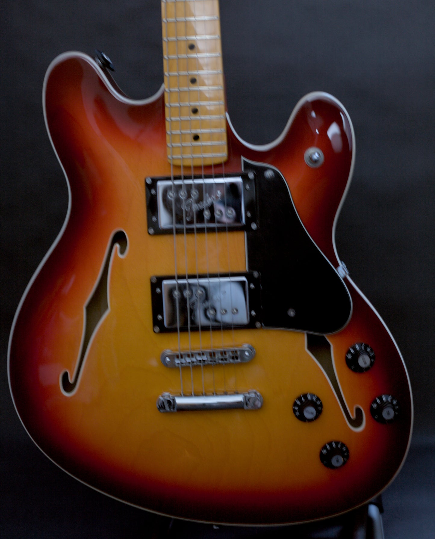 Fender Modern Player Starcaster, 2013, Aged Cherry Burst, Excellent condition