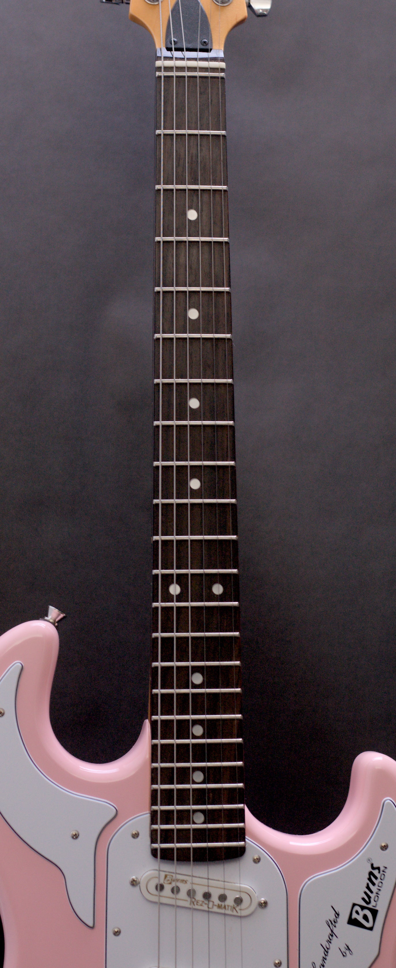 Burns Marquee Club Series 2021 - Shell Pink w/ gig bag