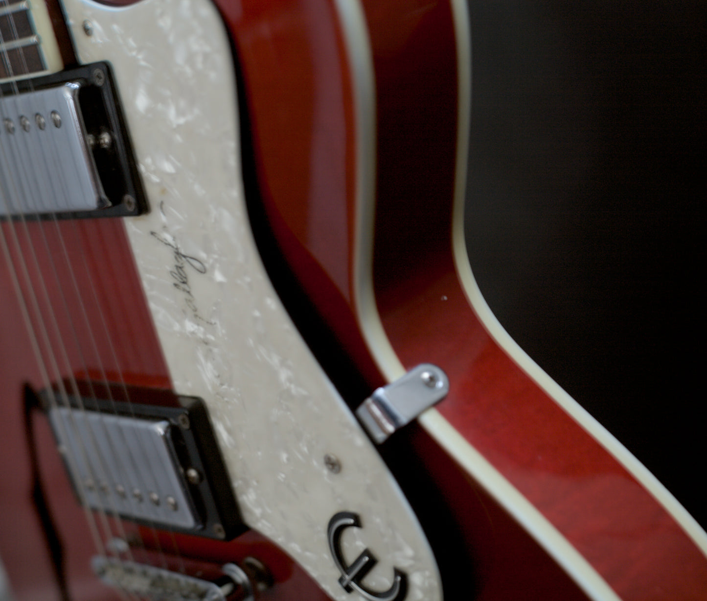 Epiphone Noel Gallagher Signature Supernova, Cherry