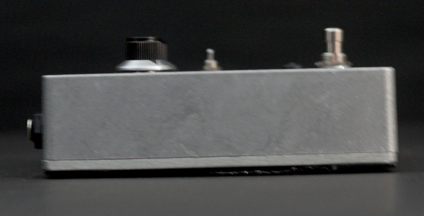 JPTR FX Warlow (hand-built /boutique /grunge /Big Muff /Fuzz / Rat Filter pedal)