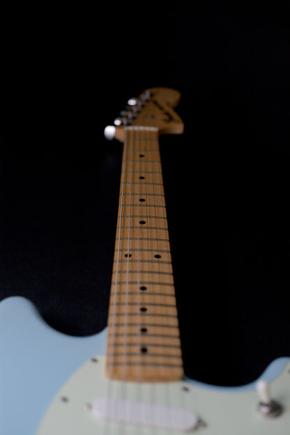 Fender Player Mustang, Sonic Blue, 2022