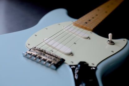 Fender Player Mustang, Sonic Blue, 2022