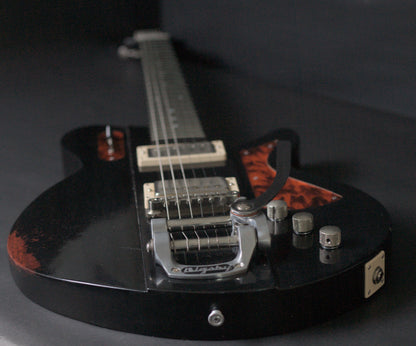 Eastman Juliet /v-B-BK Bigsby - Black Antique Varnish (7.7lbs)