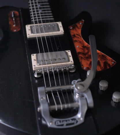 Eastman Juliet /v-B-BK Bigsby - Black Antique Varnish (7.7lbs)