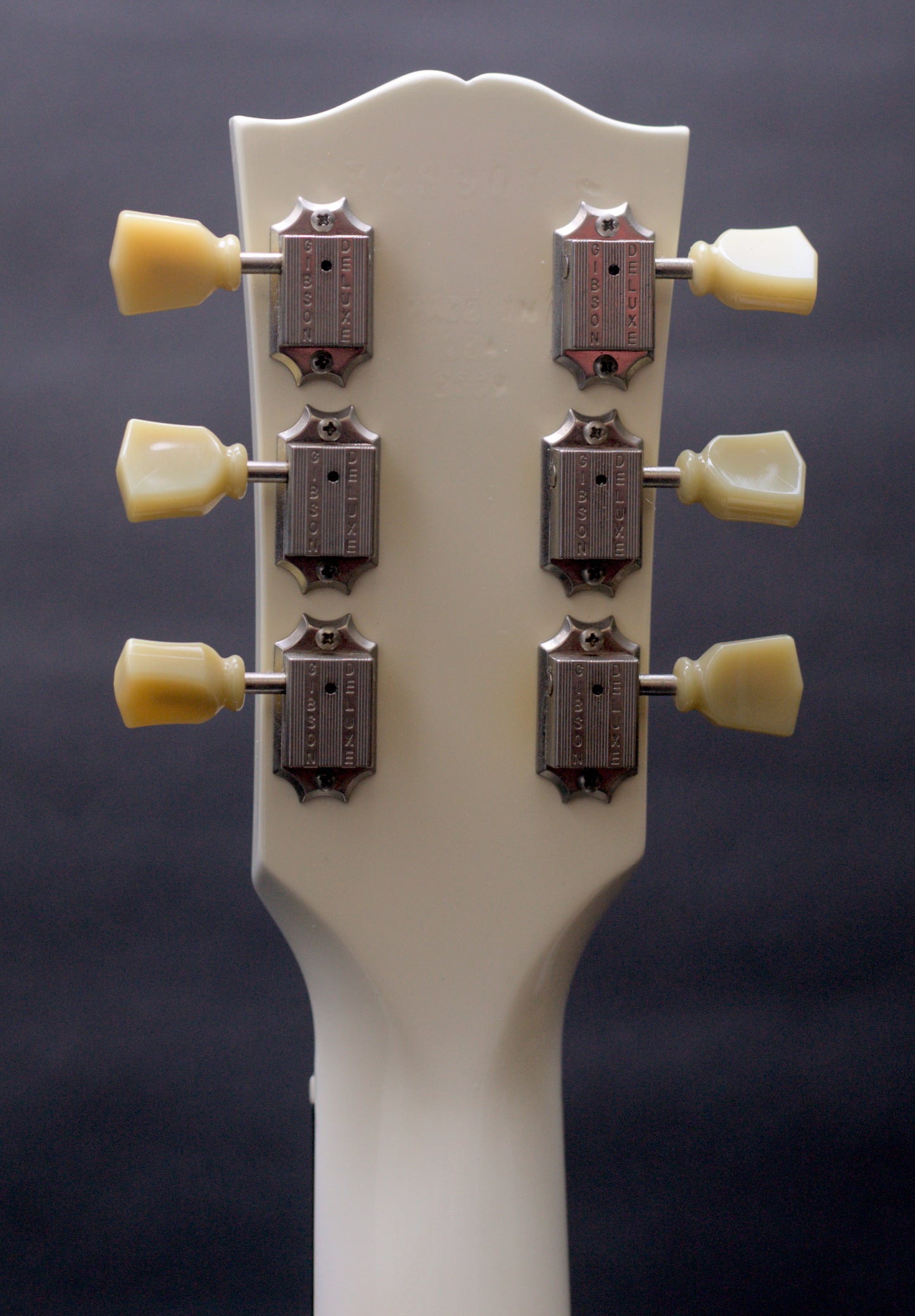 Gibson Les Paul Studio with Chrome Hardware 2009 - Alpine White - Hard case & papers