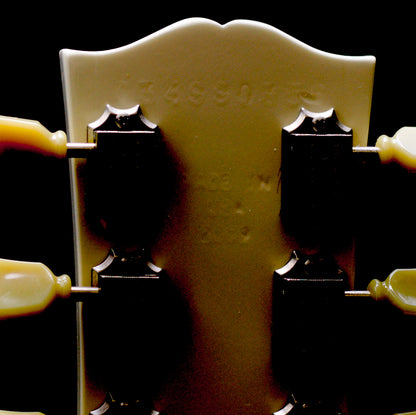 Gibson Les Paul Studio with Chrome Hardware 2009 - Alpine White - Hard case & papers