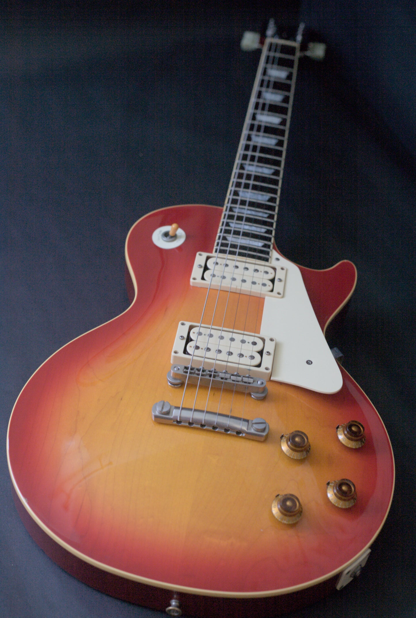 1985 Tokai Japan Love Rock LS-50 OS Vintage Cherry Sunburst w/ gigbag