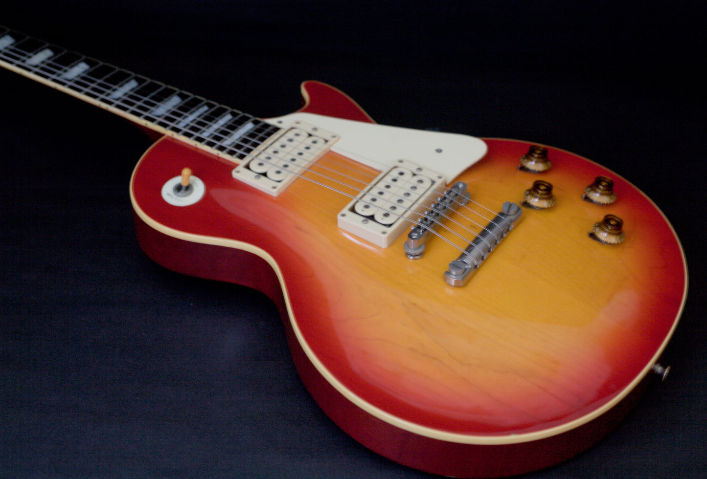 1985 Tokai Japan Love Rock LS-50 OS Vintage Cherry Sunburst w/ gigbag