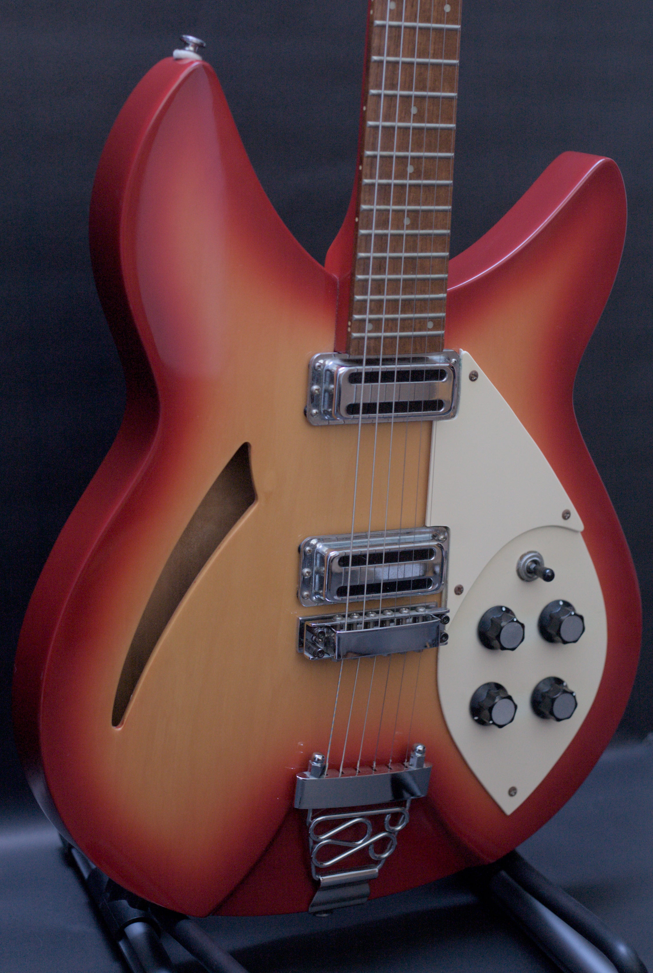 Jayro(ディバイザー)製Rickenbacker 330コピーモデル Mid-1990s Tokai RG330 