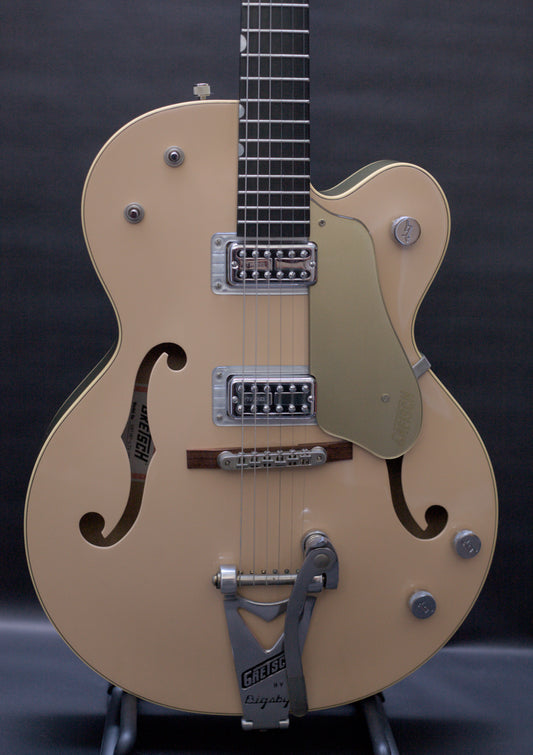 Gretsch G6118T-LTV 125th Anniversary – Jaguar Tan – 2011 - Mint Condition – OHSC & Case Candy