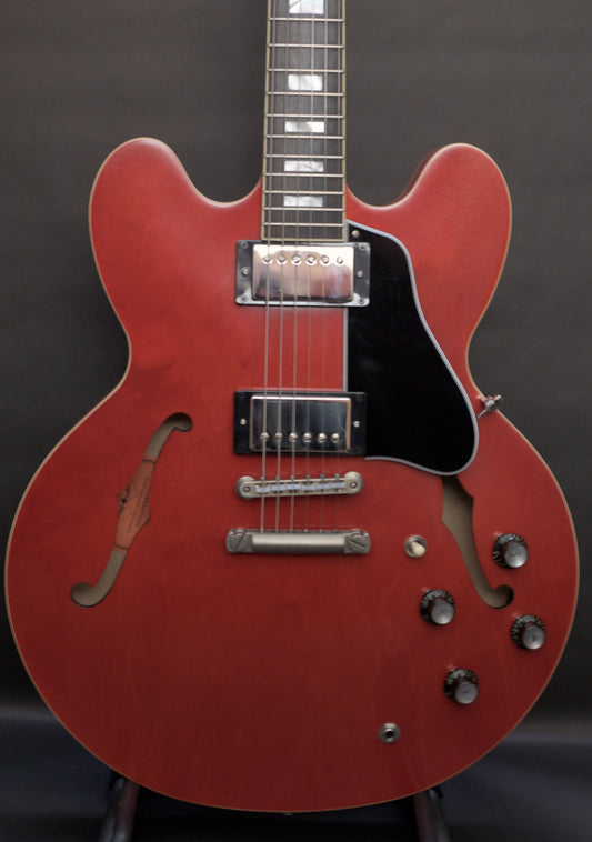 Epiphone Inspired by Gibson Custom 1962 ES-335 Reissue – Sixties Cherry