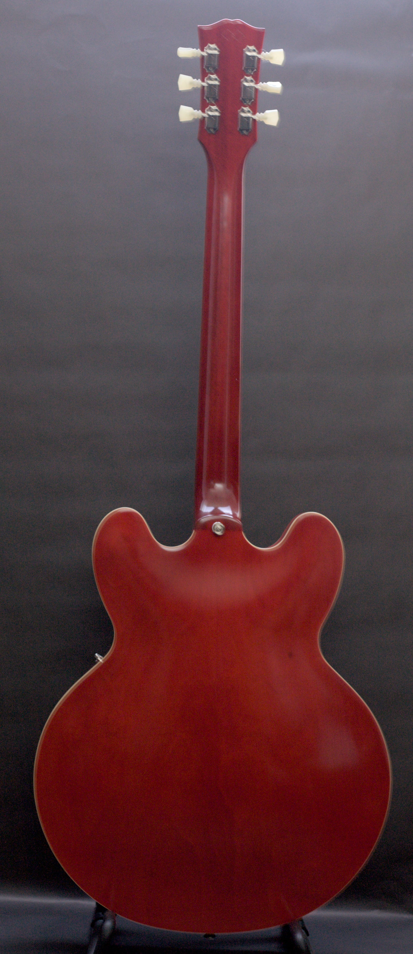 Epiphone Inspired by Gibson Custom 1962 ES-335 Reissue – Sixties Cherry