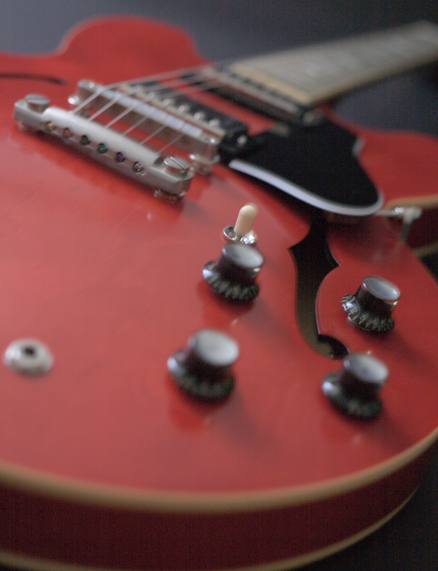 Epiphone Inspired by Gibson Custom 1962 ES-335 Reissue – Sixties Cherry