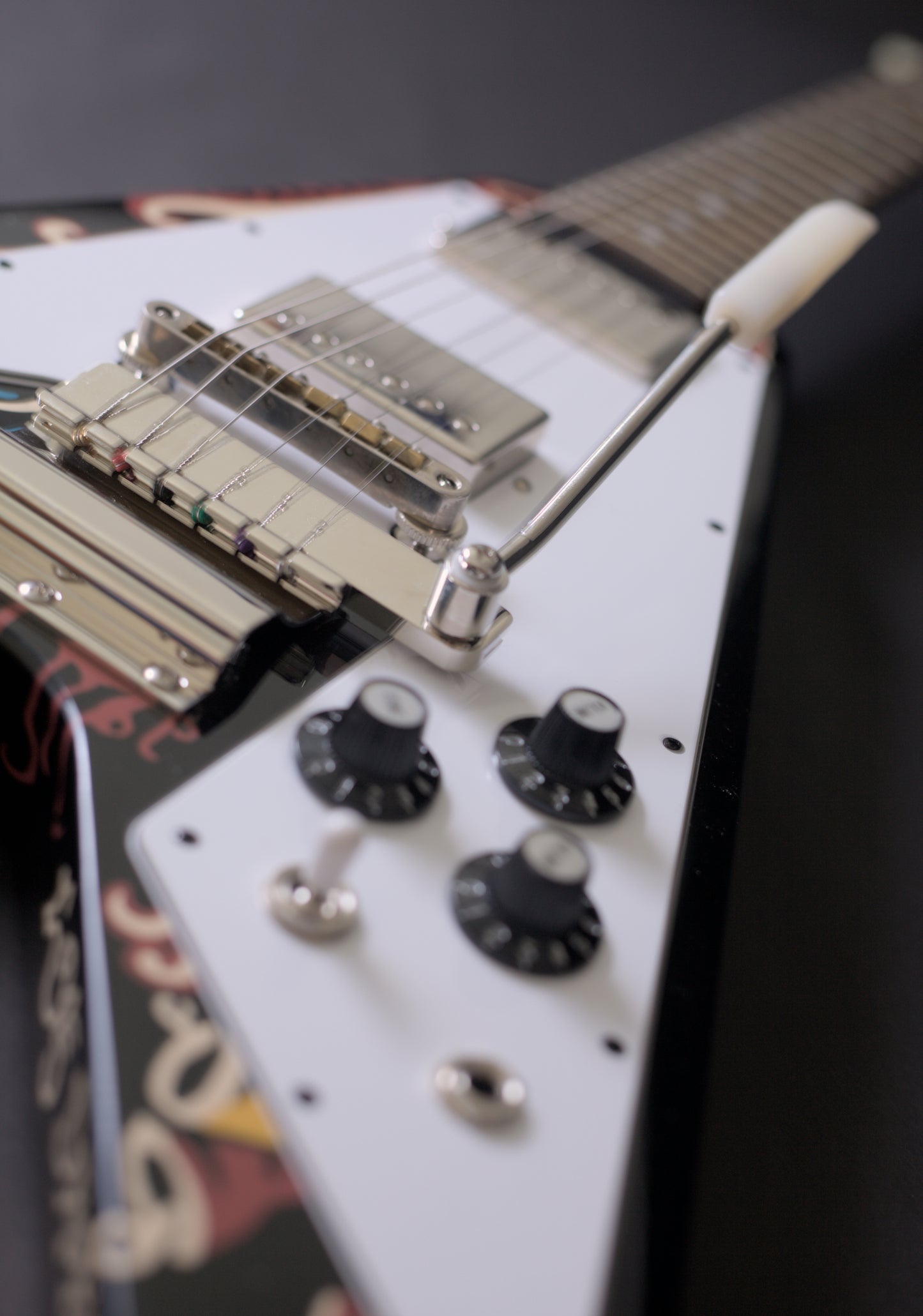Epiphone Jimi Hendrix Signature "Love Drops" Flying V