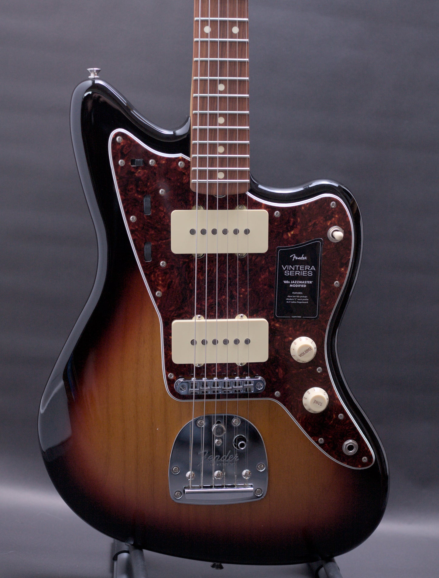 Fender Vintera '60s Jazzmaster Modified, 3-Color Sunburst - MINT!