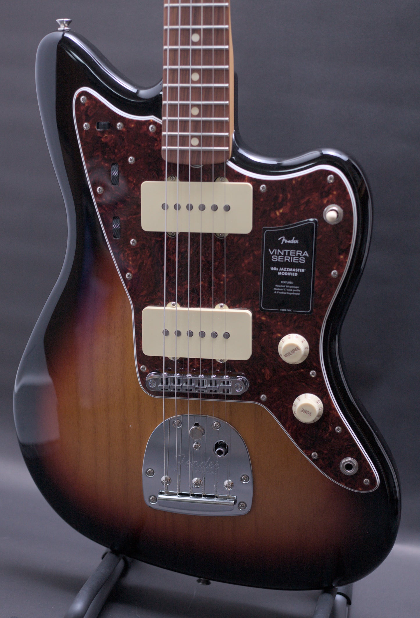 Fender Vintera '60s Jazzmaster Modified, 3-Color Sunburst - MINT!