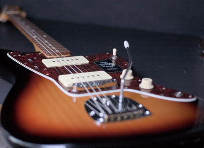 Fender Vintera '60s Jazzmaster Modified, 3-Color Sunburst - MINT!