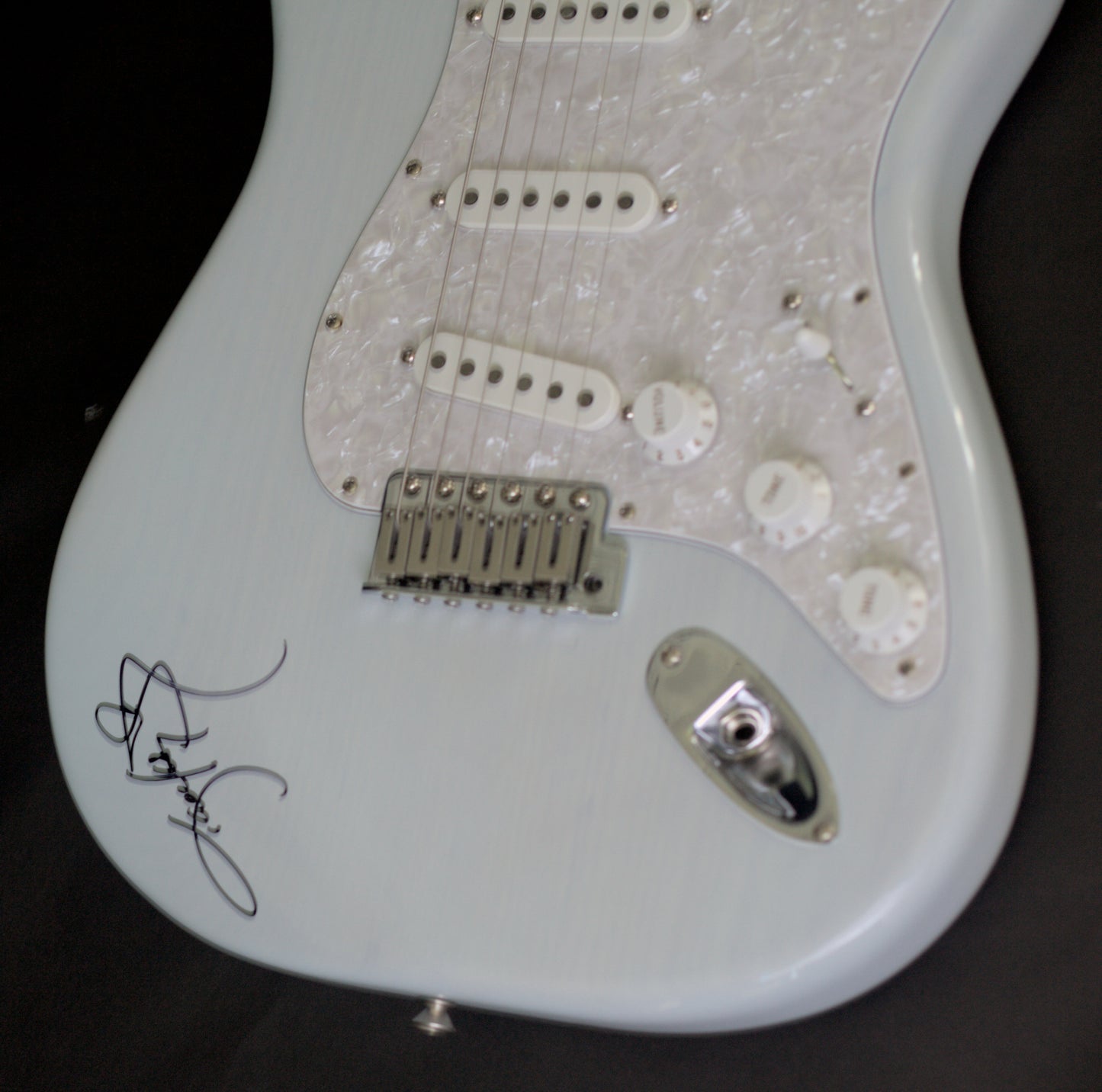 Fender Kenny Wayne Shepherd Signature Stratocaster – Mint / Unplayed (Hard Case, COA, Signed)