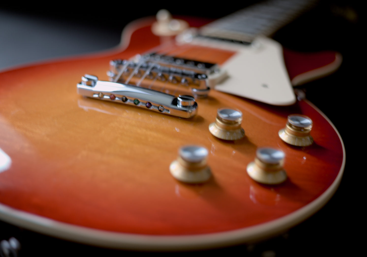 Gibson Les Paul 70s Deluxe, Cherry Sunburst, 2022 - MINT!