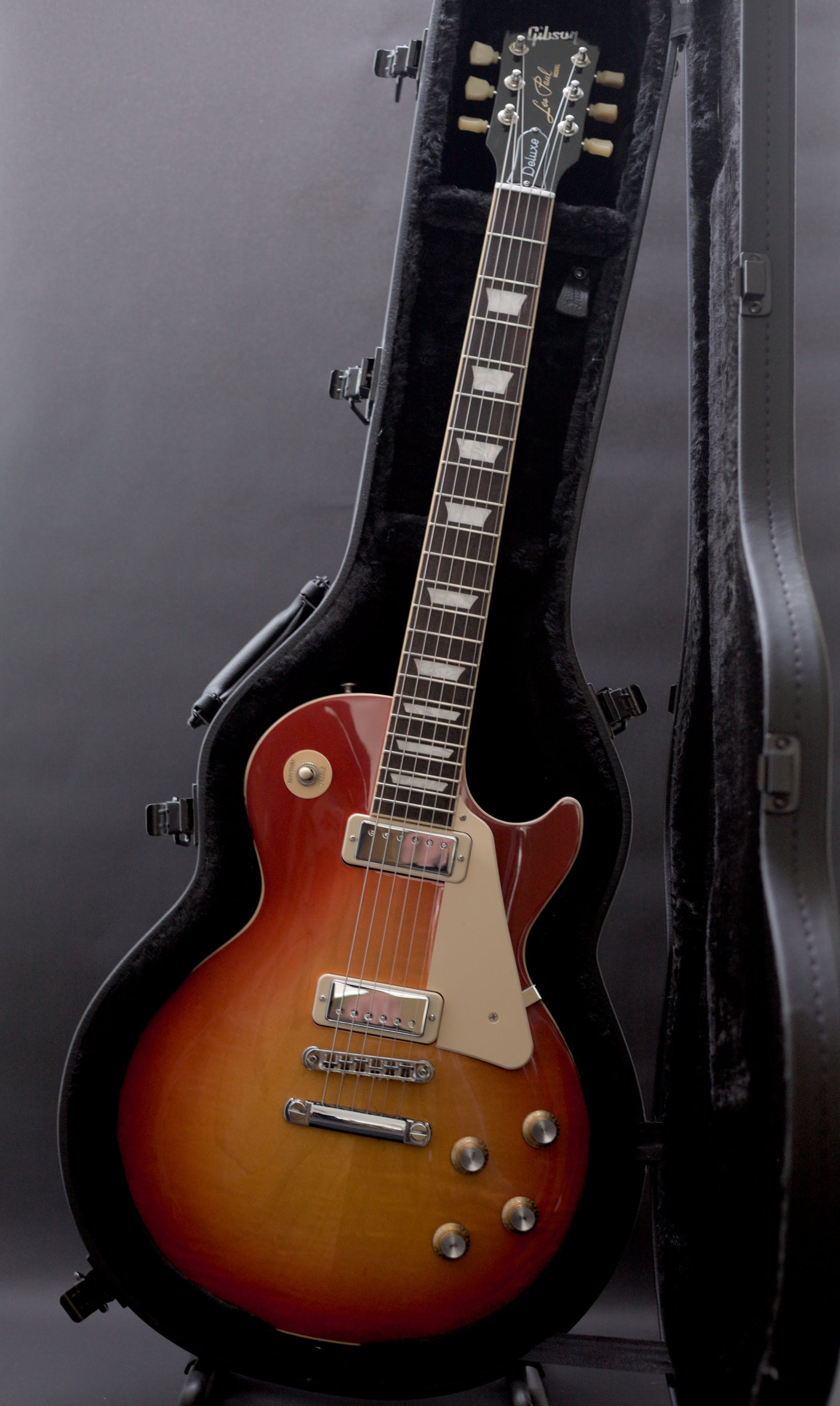 Gibson Les Paul 70s Deluxe, Cherry Sunburst, 2022 - MINT!