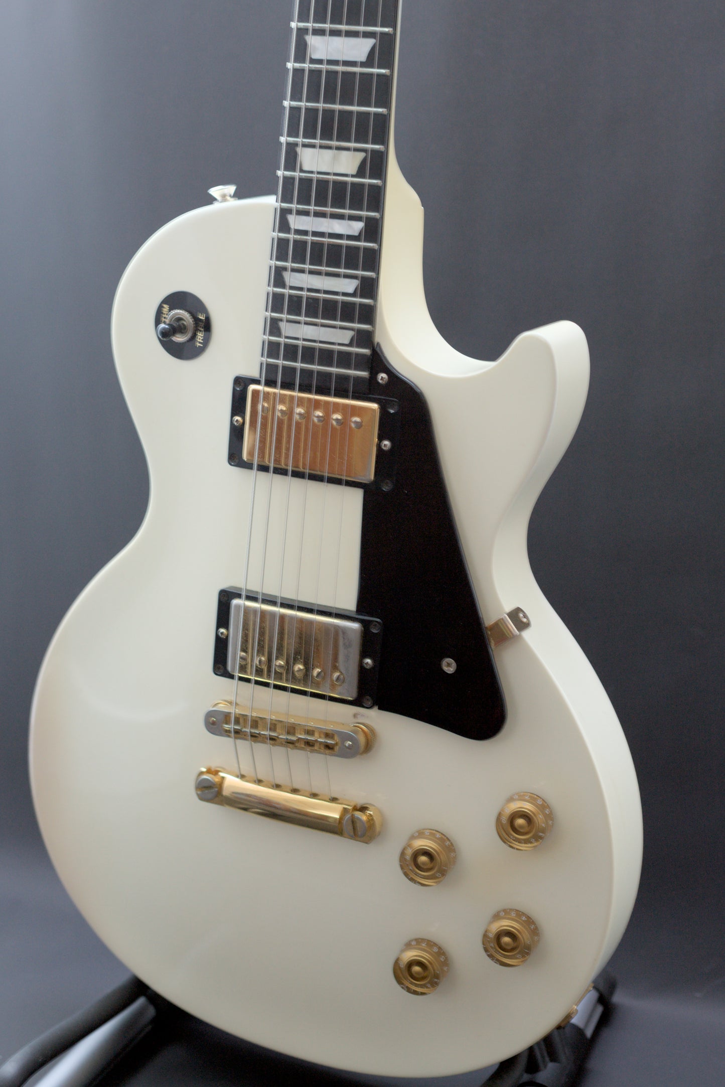 Gibson Les Paul Studio 2006. Alpine White with Ebony fingerboard