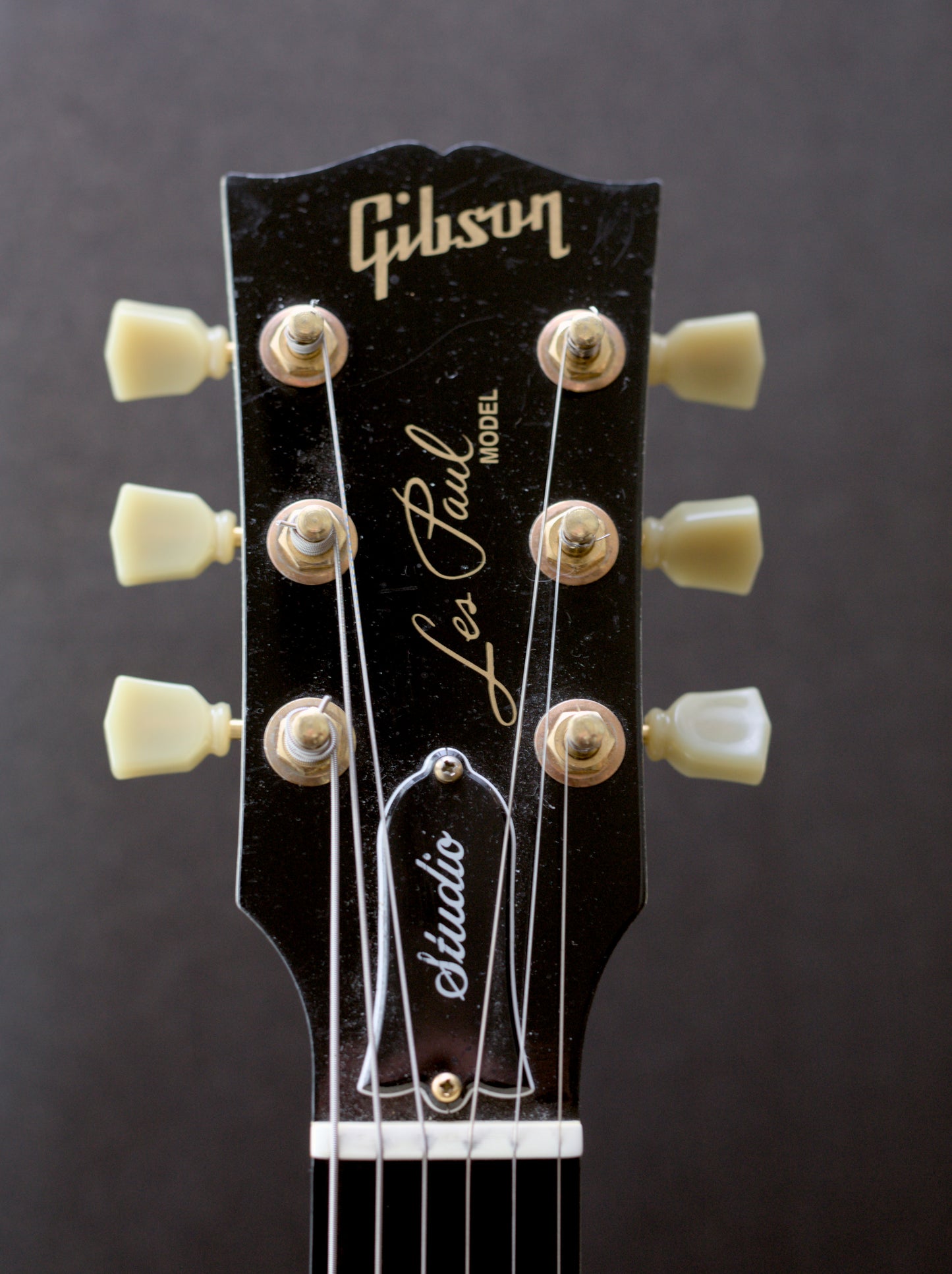 Gibson Les Paul Studio 2006. Alpine White with Ebony fingerboard