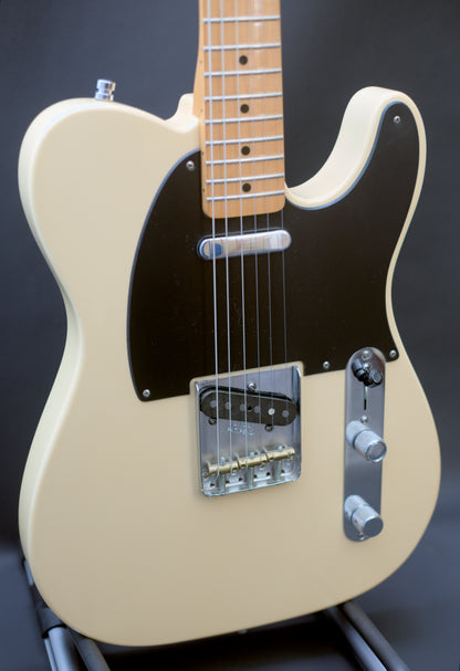 Fender Classic Player Baja Telecaster, Desert Sand - EXCELLENT CONDITION!