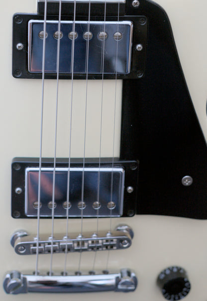 Gibson Les Paul Studio with Ebony Fretboard, Alpine White, 2008