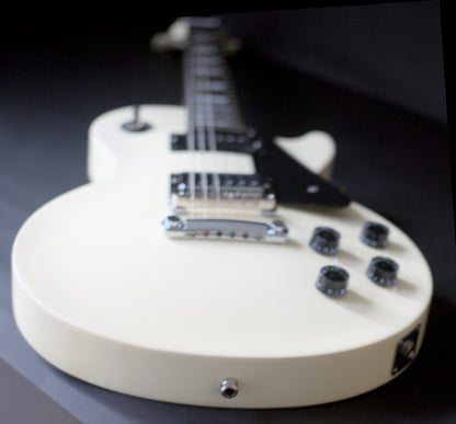 Gibson Les Paul Studio with Ebony Fretboard, Alpine White, 2008