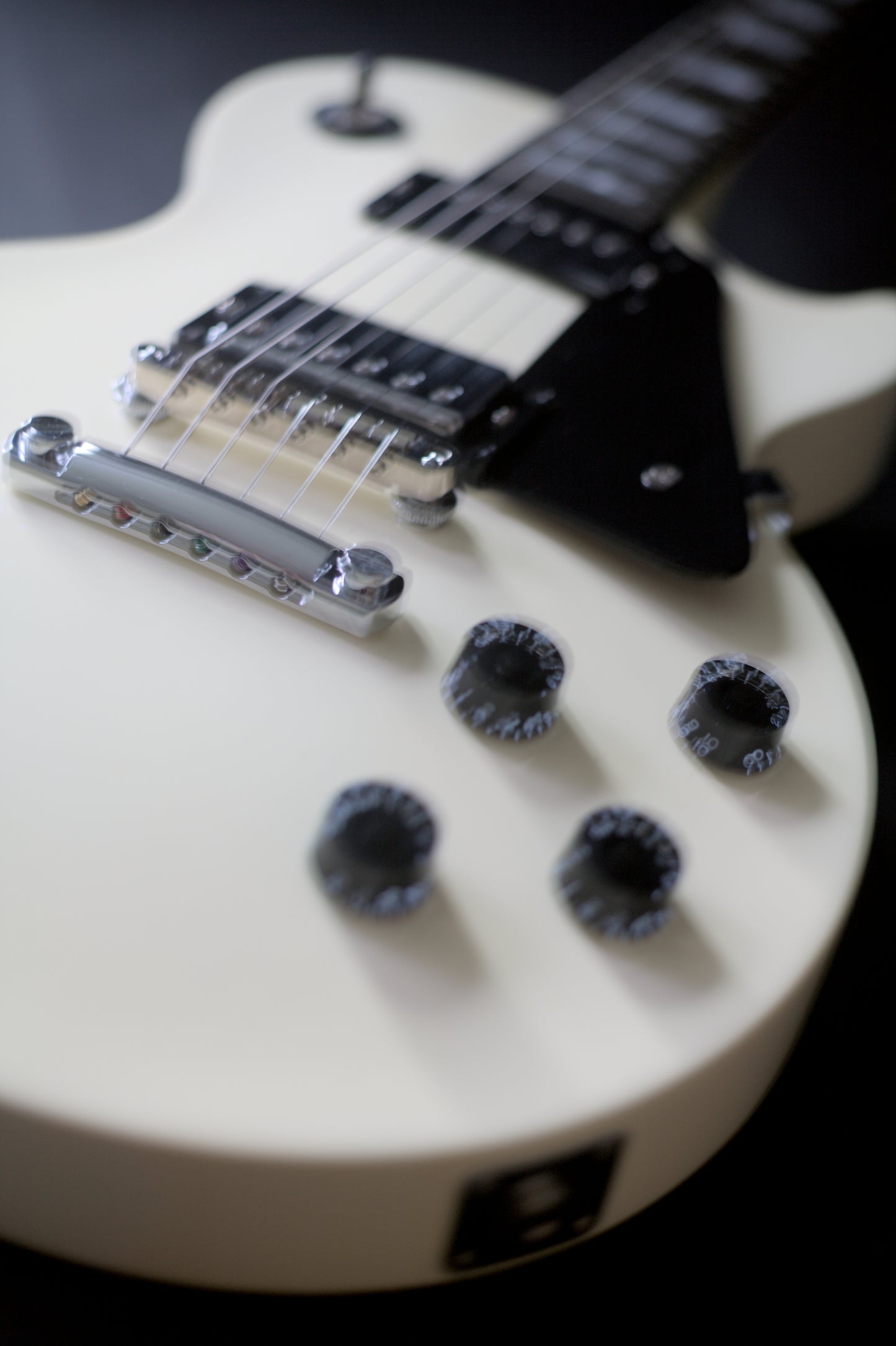 Gibson Les Paul Studio with Ebony Fretboard, Alpine White, 2008