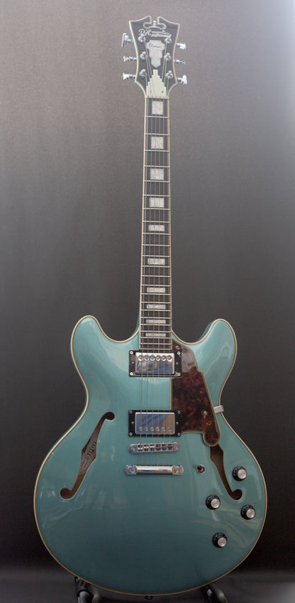 D'Angelico Premier DC Semi- Hollow, Ocean Metallic