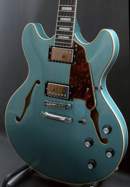 D'Angelico Premier DC Semi- Hollow, Ocean Metallic