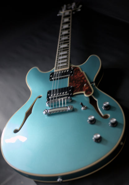 D'Angelico Premier DC Semi- Hollow, Ocean Metallic