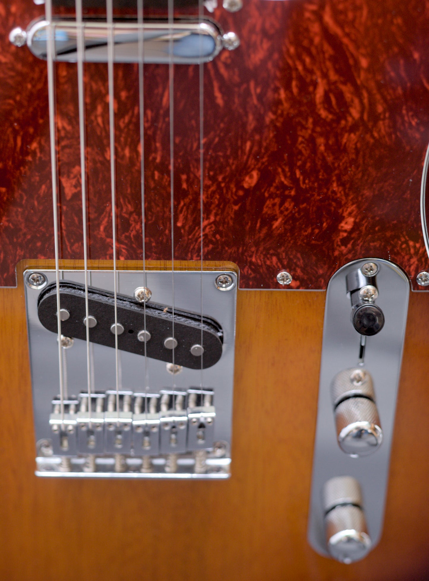 Sire Larry Carlton T3 Tele Style in Tobacco Sunburst, Excellent condition, w/ gigbag