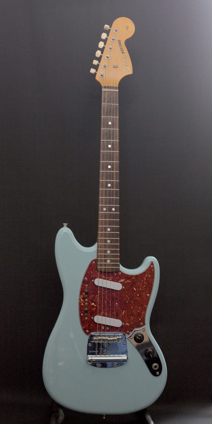 Fender MG-65 Mustang Reissue - 1995 - MIJ Japan- Sonic Blue